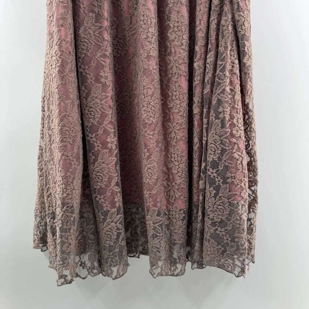 LuLaRoe Lola Skirt Brown Lace with Pink Peekaboo Lining Size Large - Picture 3 of 4